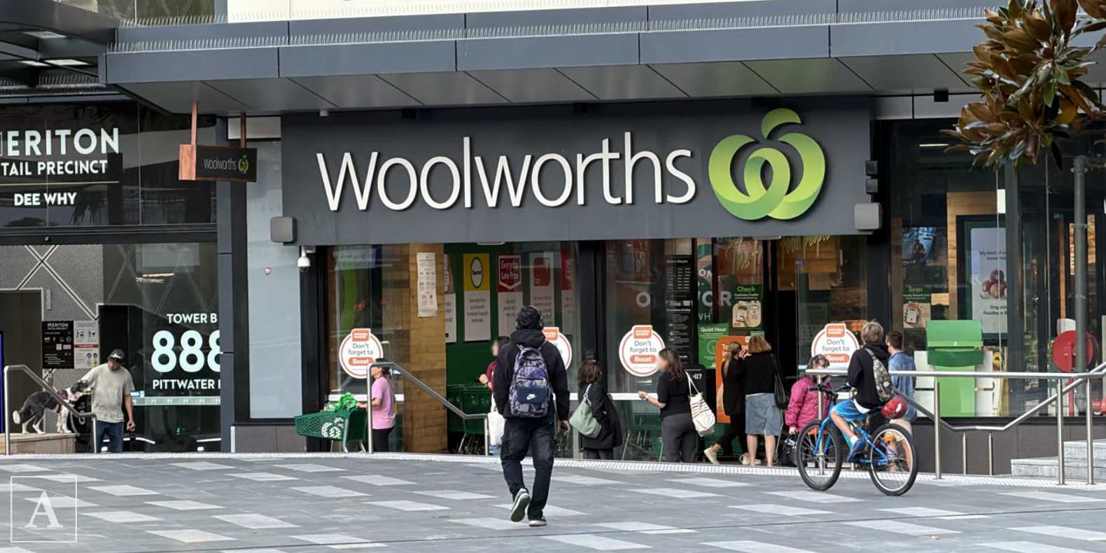 Woolworths at Lighthouse Square, Dee Why Woolworths at Lighthouse Square, Dee Why