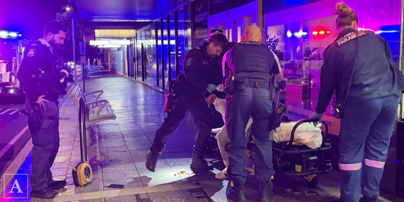 NSW Police and NSW Ambulance respond to man unconscious after an assault at a take away restaurant at Pittwater Road, Dee Why NSW Police and NSW Ambulance respond to man unconscious after an assault at a take away restaurant at Pittwater Road, Dee Why